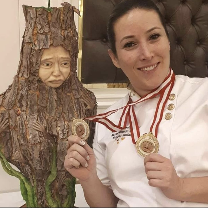 Nuray Keskin Kaya'nın yaptığı gerçekçi pasta